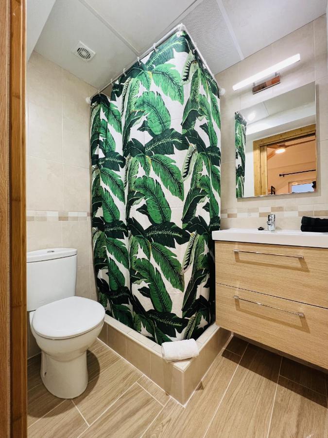 Nanit Rooms Ibiza Hostal サンタ・エウラリア・デス・リウ エクステリア 写真