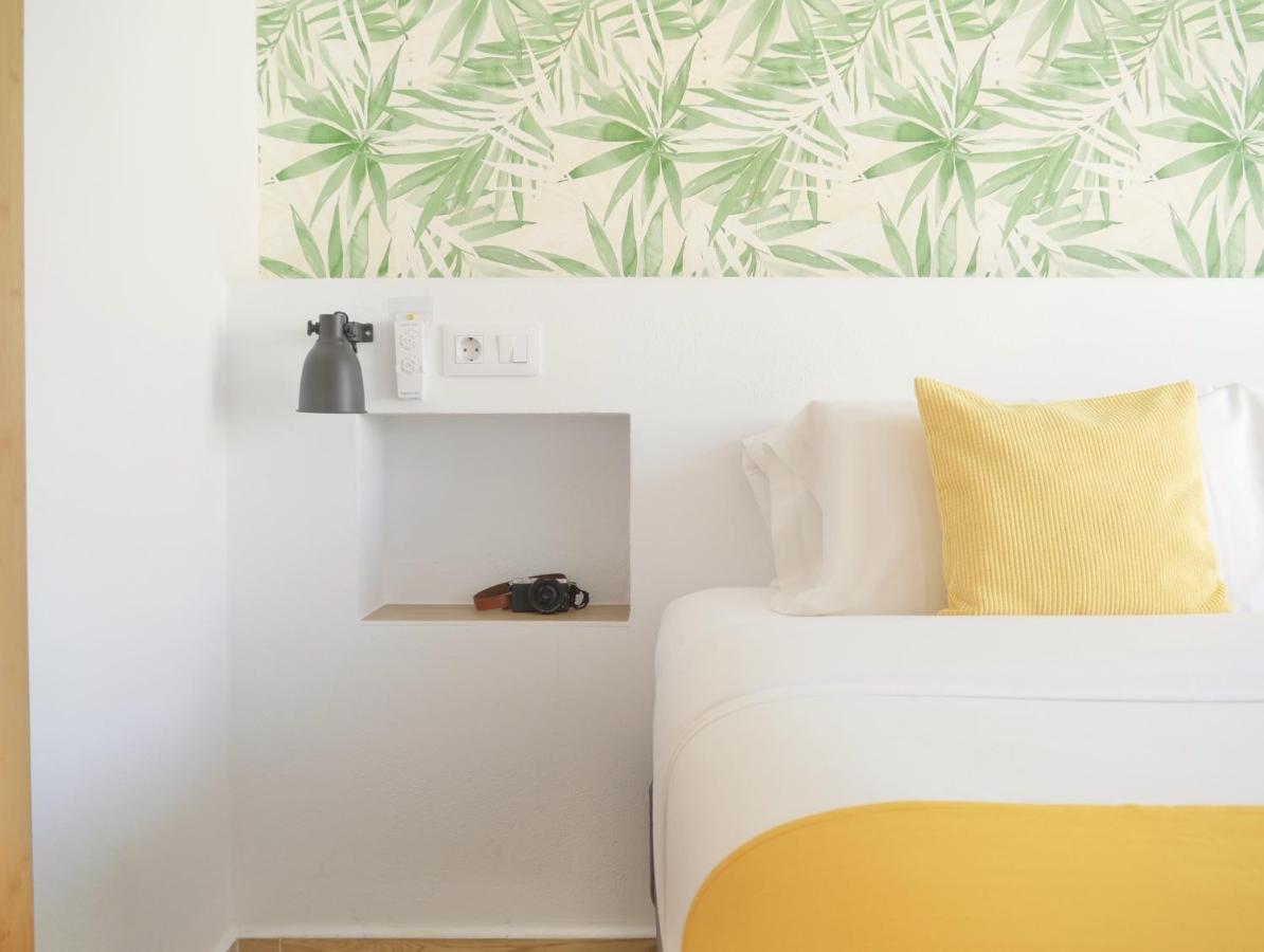 Nanit Rooms Ibiza Hostal サンタ・エウラリア・デス・リウ エクステリア 写真