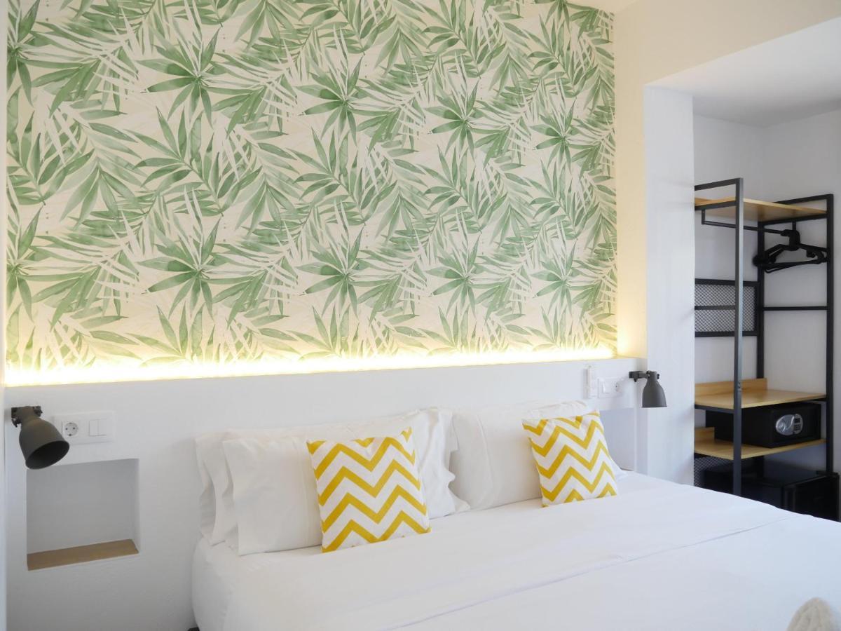 Nanit Rooms Ibiza Hostal サンタ・エウラリア・デス・リウ 部屋 写真